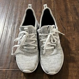Adidas Cloudfoam Pure 2.0 Women’s 9.5
